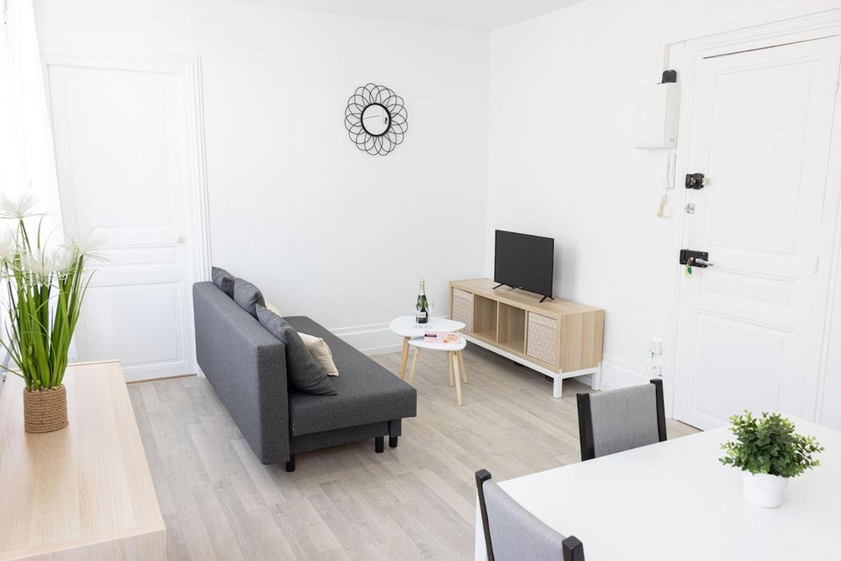 Le 29 - Emplacement Ideal Pour Ce T2 *